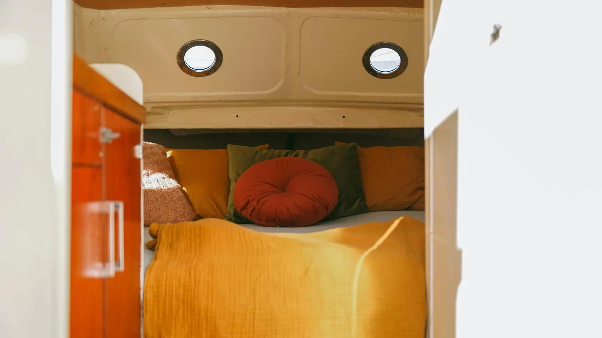 De Buitenkans Unique Cabins - Urban Camping Rotterdam Campsite