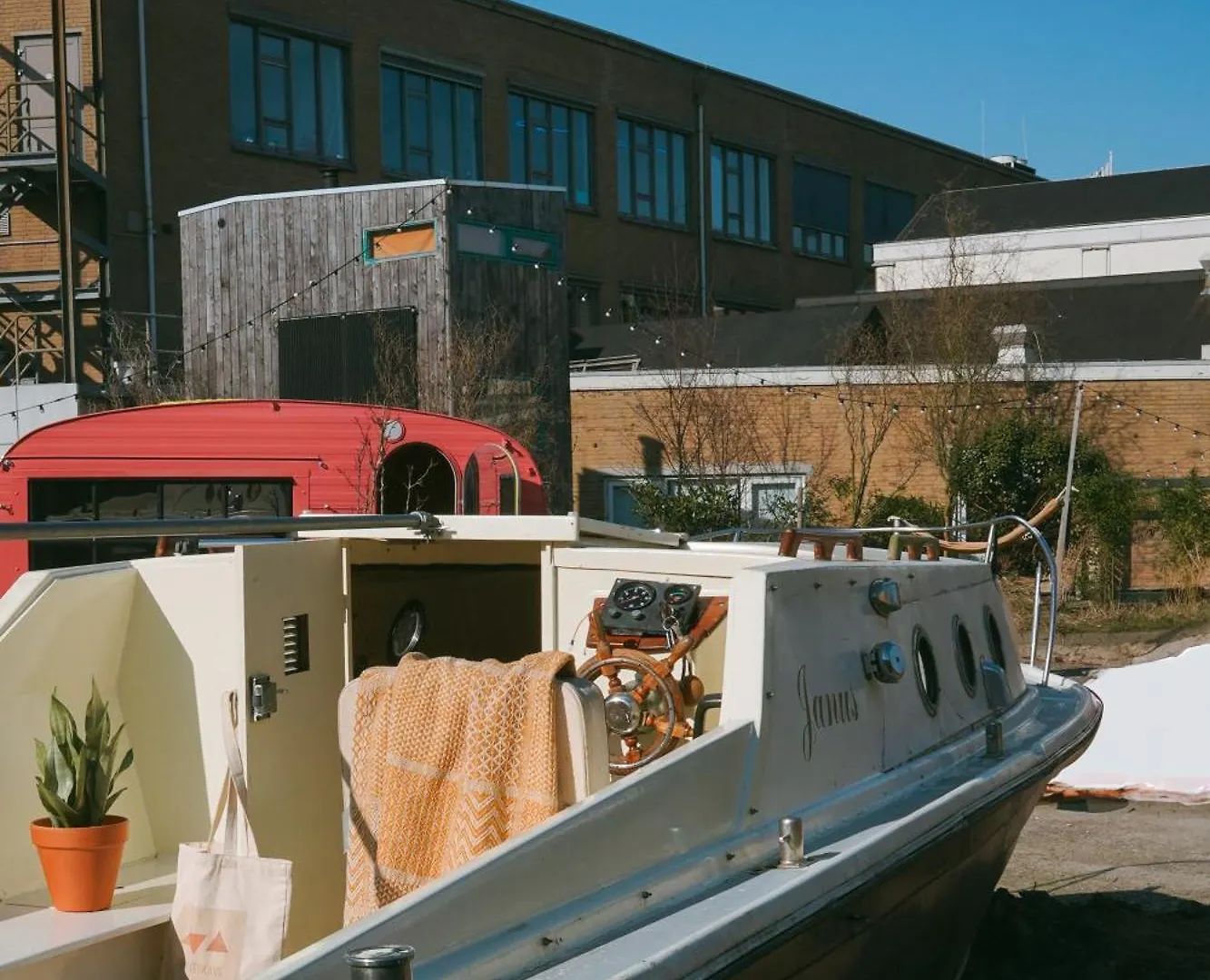 De Buitenkans Unique Cabins - Urban Camping Rotterdam
